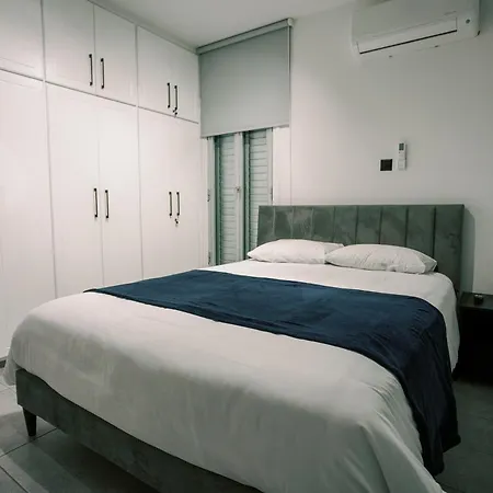 2bedroom Amalfi Blue In - 10min Walk To The